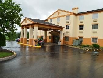 Holiday Inn Express - Indiana By Ihg Bagian luar foto